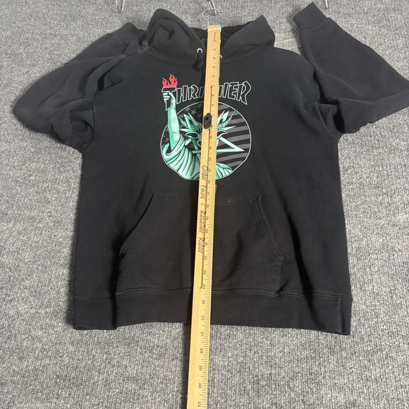 Thrasher Hoodie Mens Small Black Pullover Statue of Liberty Graphic Skateboard - Picture 11 of 16